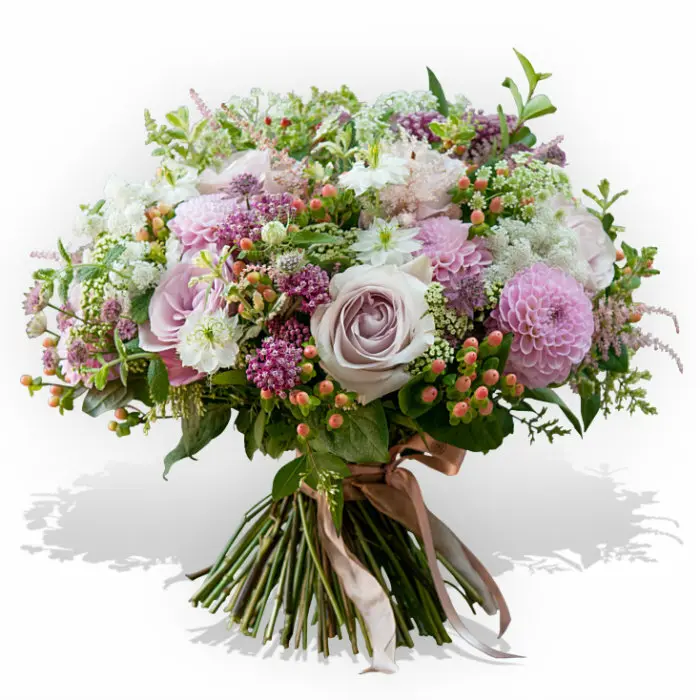 newbury_bouquet_-_flower_station__53242.1502868411